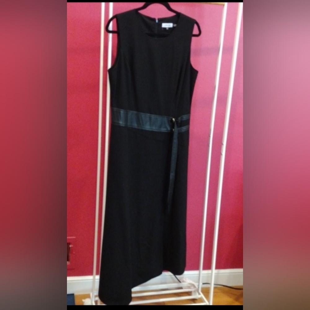 Calvin Klein women's sleeveless dress with faux leather waistband. VGUC. Size 12